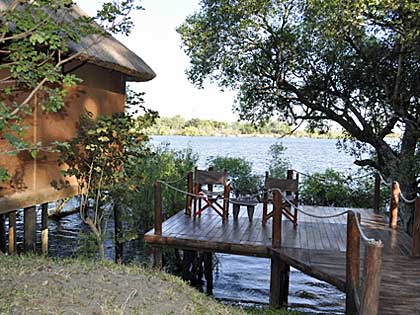 Chundukwa River Lodge Honeymoon chalet Upper Zambezi Zambia (hi-res JPG)